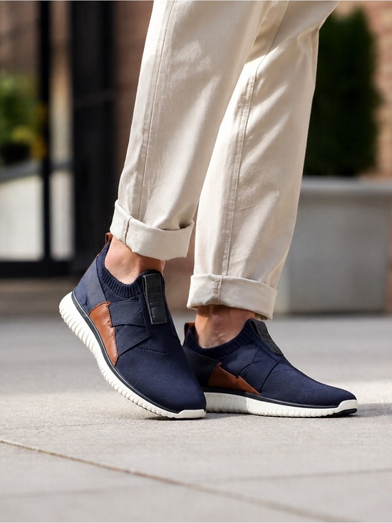 Cole Haan Grand.ØS Navy Slip On Sneakers Men’s 9.5